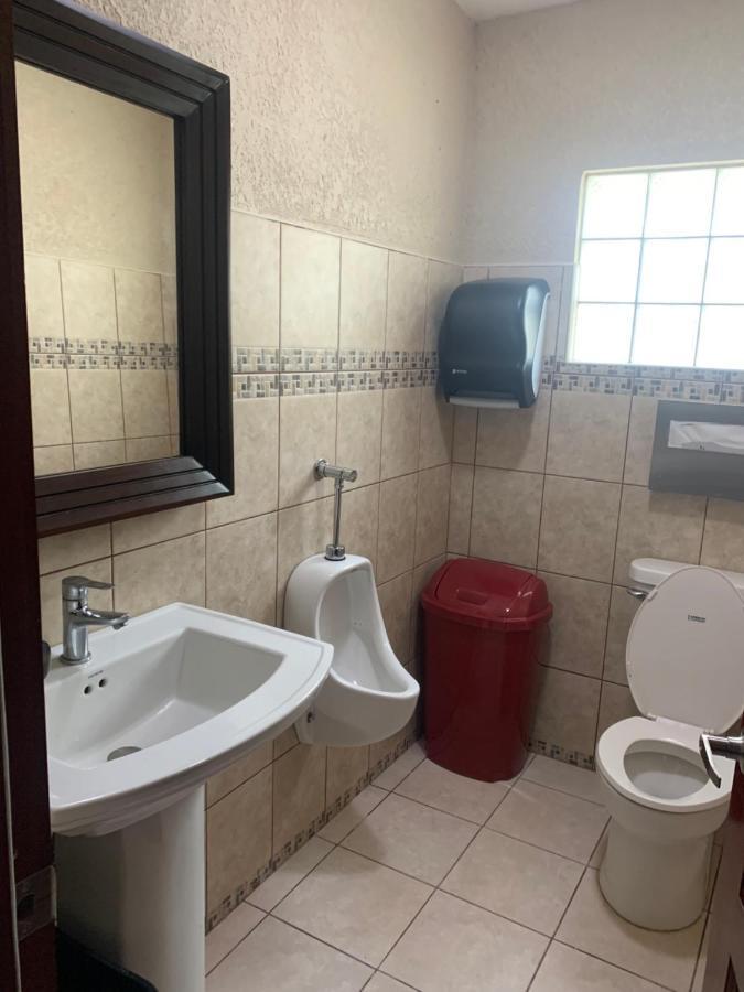 One South Place Hotel Belize City Dış mekan fotoğraf