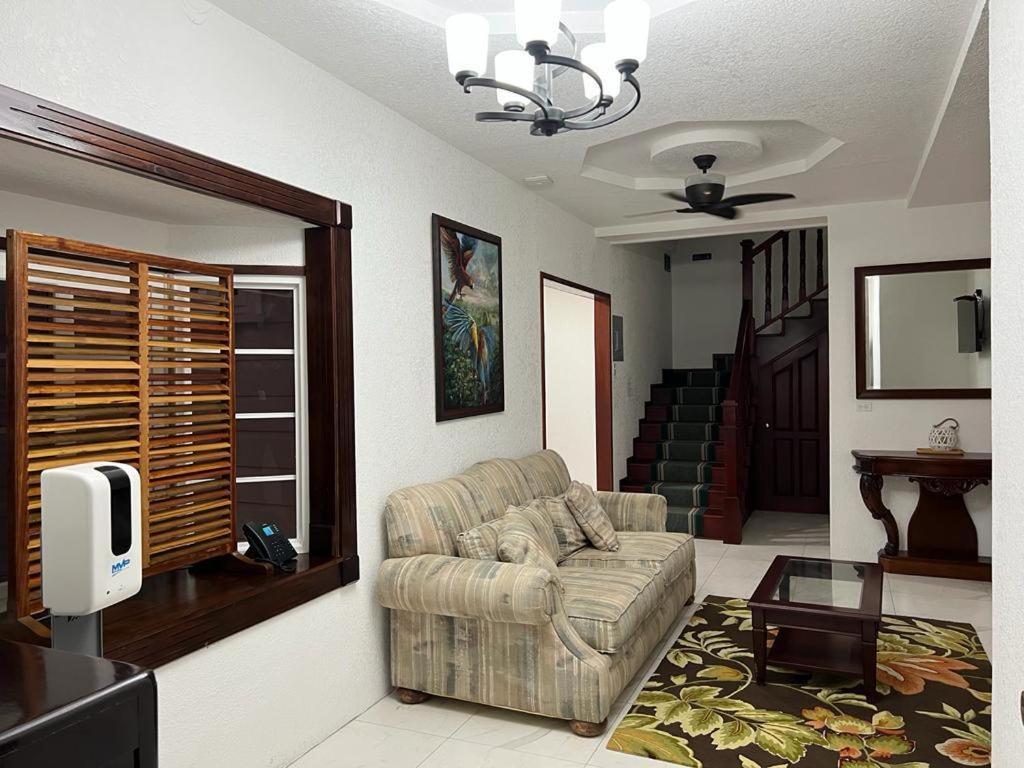 One South Place Hotel Belize City Dış mekan fotoğraf
